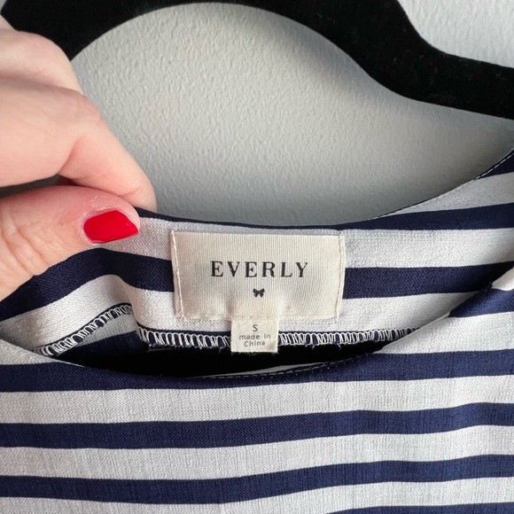 Everly Red, White & Navy Striped Tie-Back Top | Size S - Picture 4 of 7